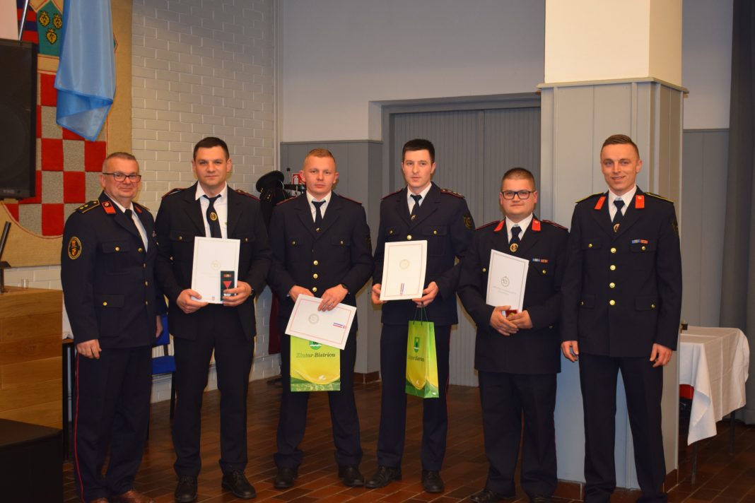 Blagoslov-čak-dva-vozila-05