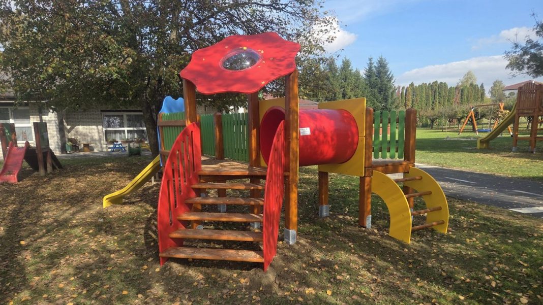 Dječji vrtić Zlatni dani igralište 1