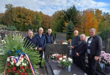 Delegacija 103. brigade HV Krapina na Mirogoju odala poštovanje osobama koje su obilježile Domovinski rat